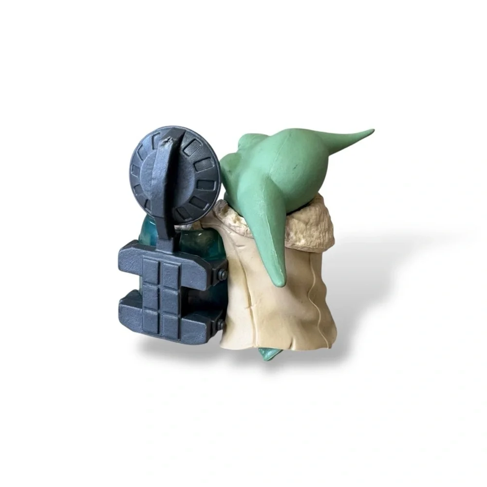 Star Wars The Bounty Collection Series 3 The Child Figure Curious Child Pose Toy